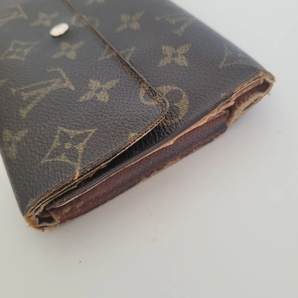 Louis Vuitton Monogram Canvas Vintage Tri-Fold Long Wallet Brown‎ M61215 France
